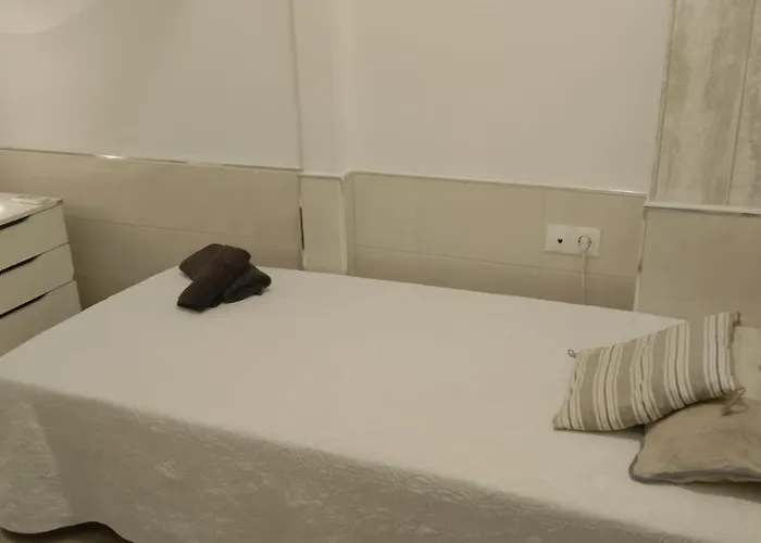 Homestay Individual 2 Seville